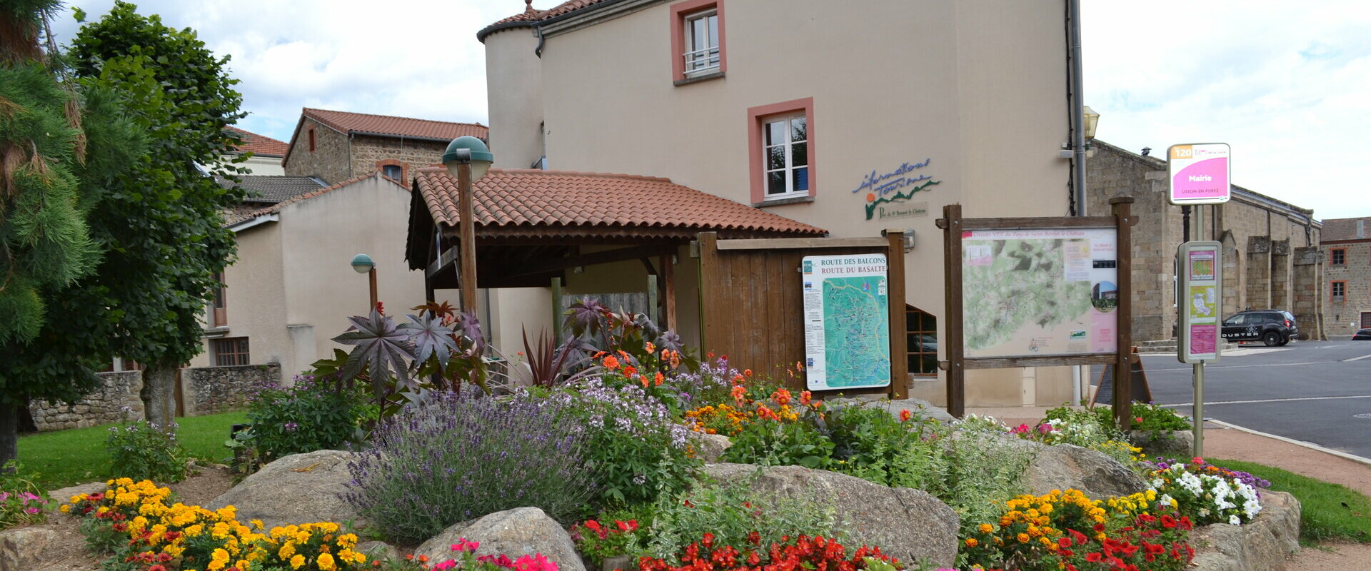 À faire à proximité d'Usson-en-Forez (42)